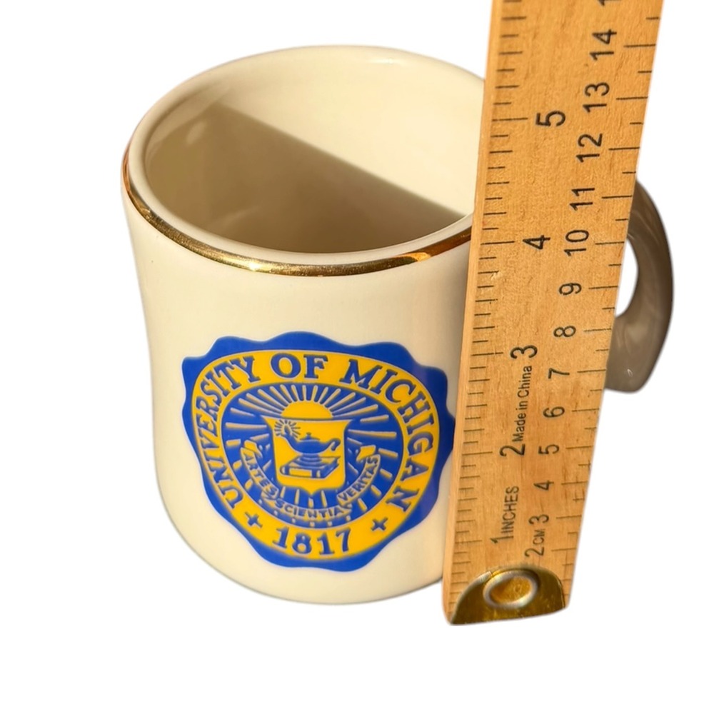 Vintage University of Michigan Coffee Mug Gold Rim Seal Crest Cream Ceramic 1817 - Picture 11 of 11
